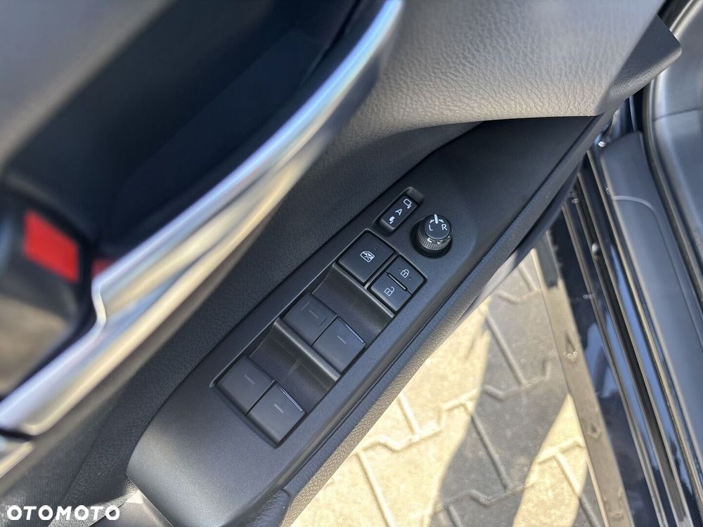 Toyota Camry 2.5 Hybrid Comfort CVT - 18