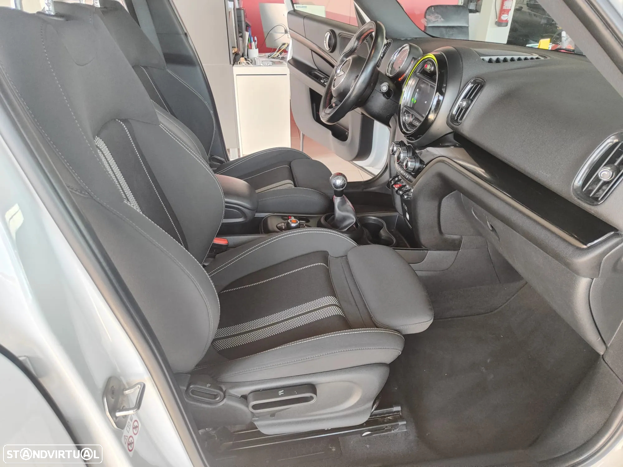 MINI Countryman One D - 16