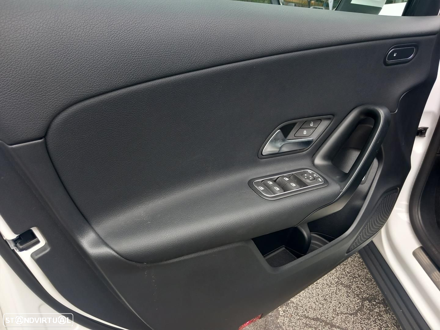 Mercedes-Benz A 250 e - 7