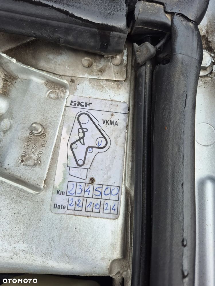 Volkswagen Passat - 18