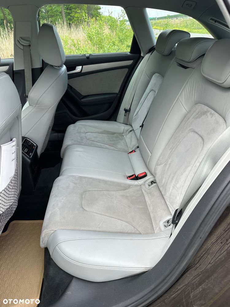 Audi A4 Avant 2.0 TDI DPF multitronic Ambiente - 11