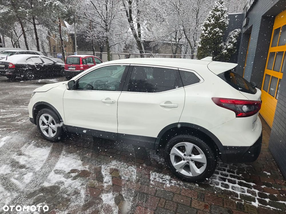Nissan Qashqai 1.3 DIG-T ACENTA - 2