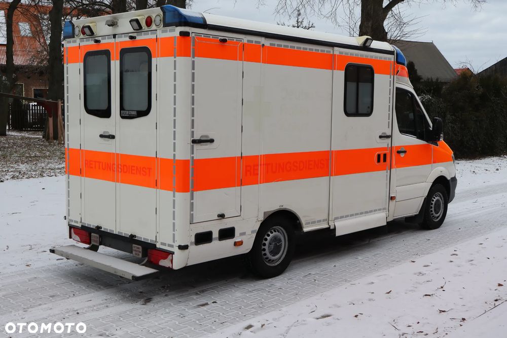 Mercedes-Benz SPRINTER - 5