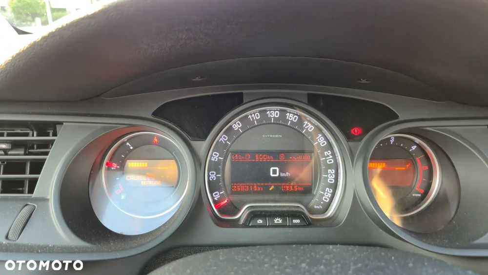 Citroën C5 2.2 HDi Exclusive - 13