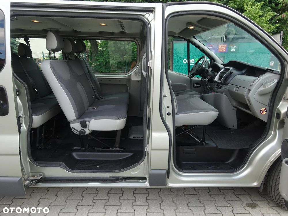 Opel Vivaro L2H1 2.9t Essentia - 13