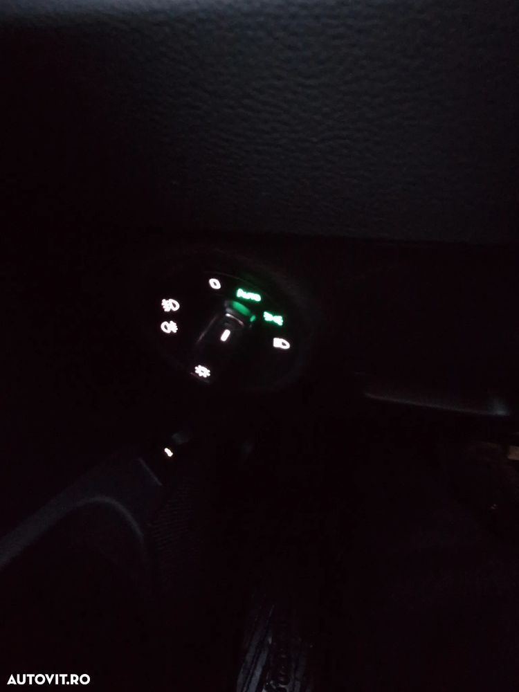 Skoda Karoq 2.0 TDI SCR 4x4 Style - 25