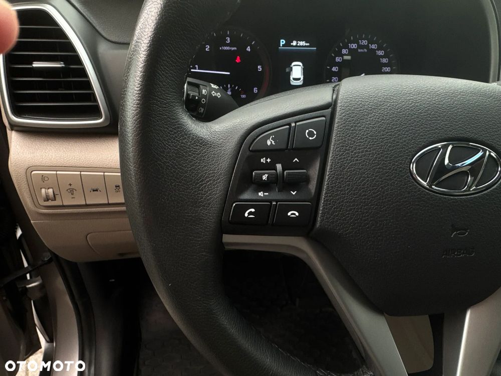 Hyundai Tucson 1.6 CRDi Style 2WD DCT - 17
