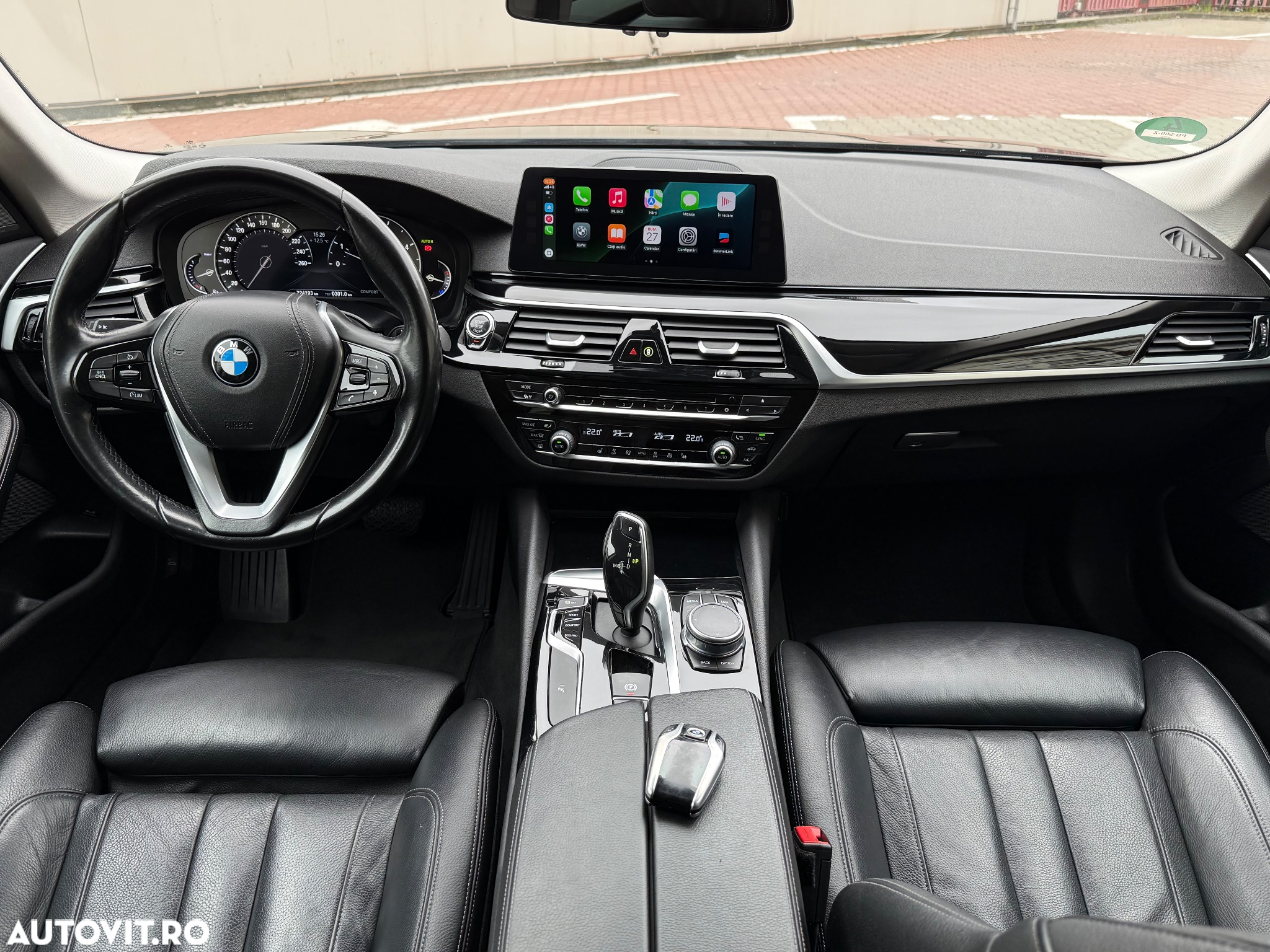 BMW Seria 5 520d AT - 13