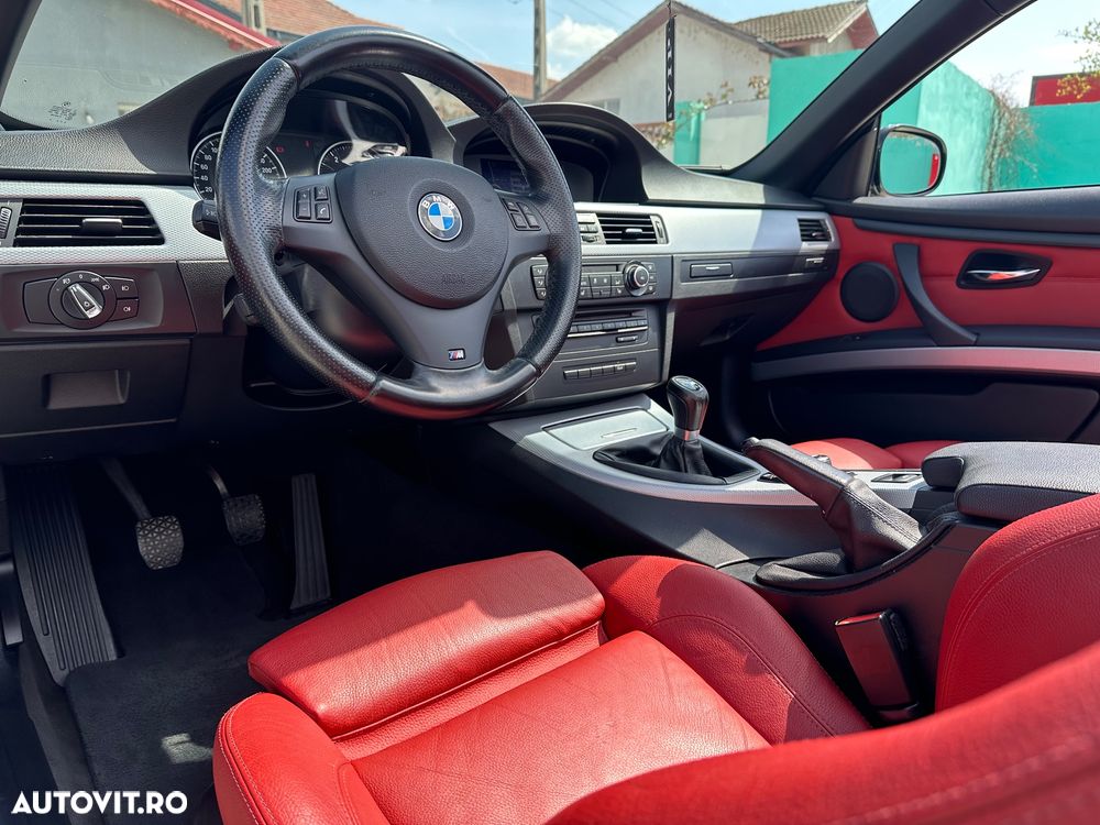 BMW Seria 3 320d DPF M Sport Edition - 18