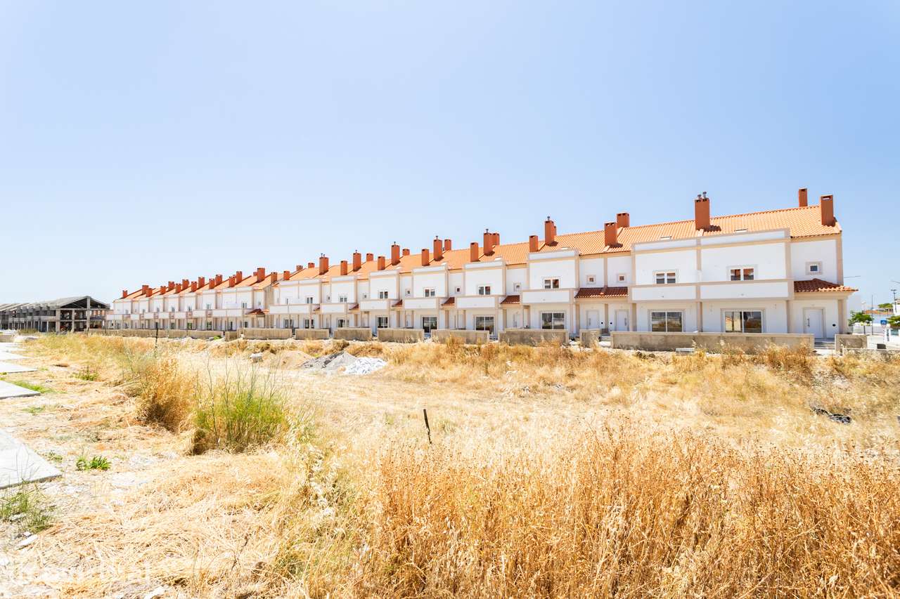 Moradia T3 em Construção com Garagem Dupla, Sótão e Terraço - Grande imagem: 5/56