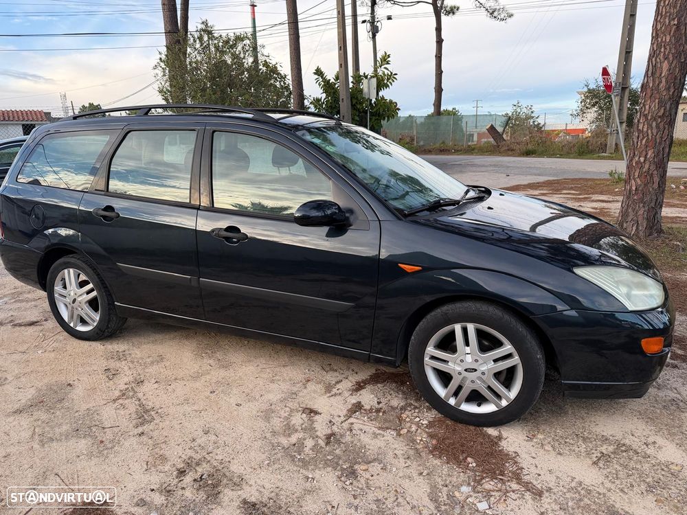 Ford Focus SW 1.8 TDdi Comfort - 3