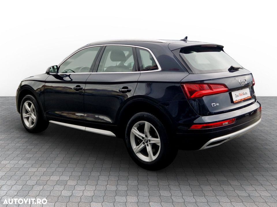 Audi Q5 2.0 40 TDI quattro S tronic Sport - 4