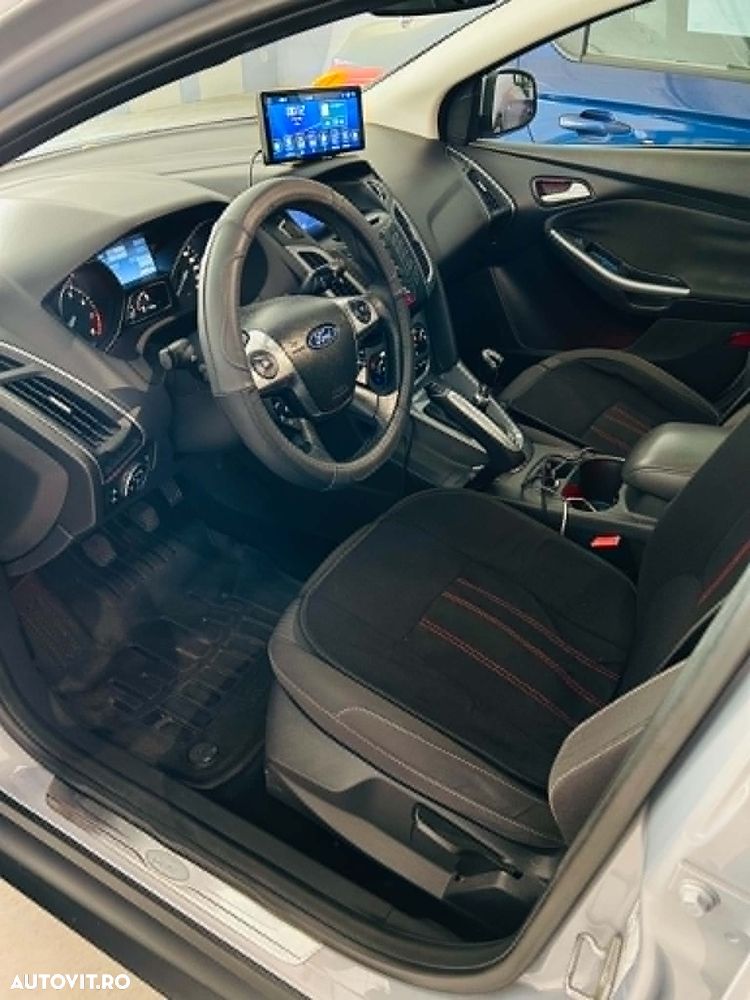 Ford Focus - 29