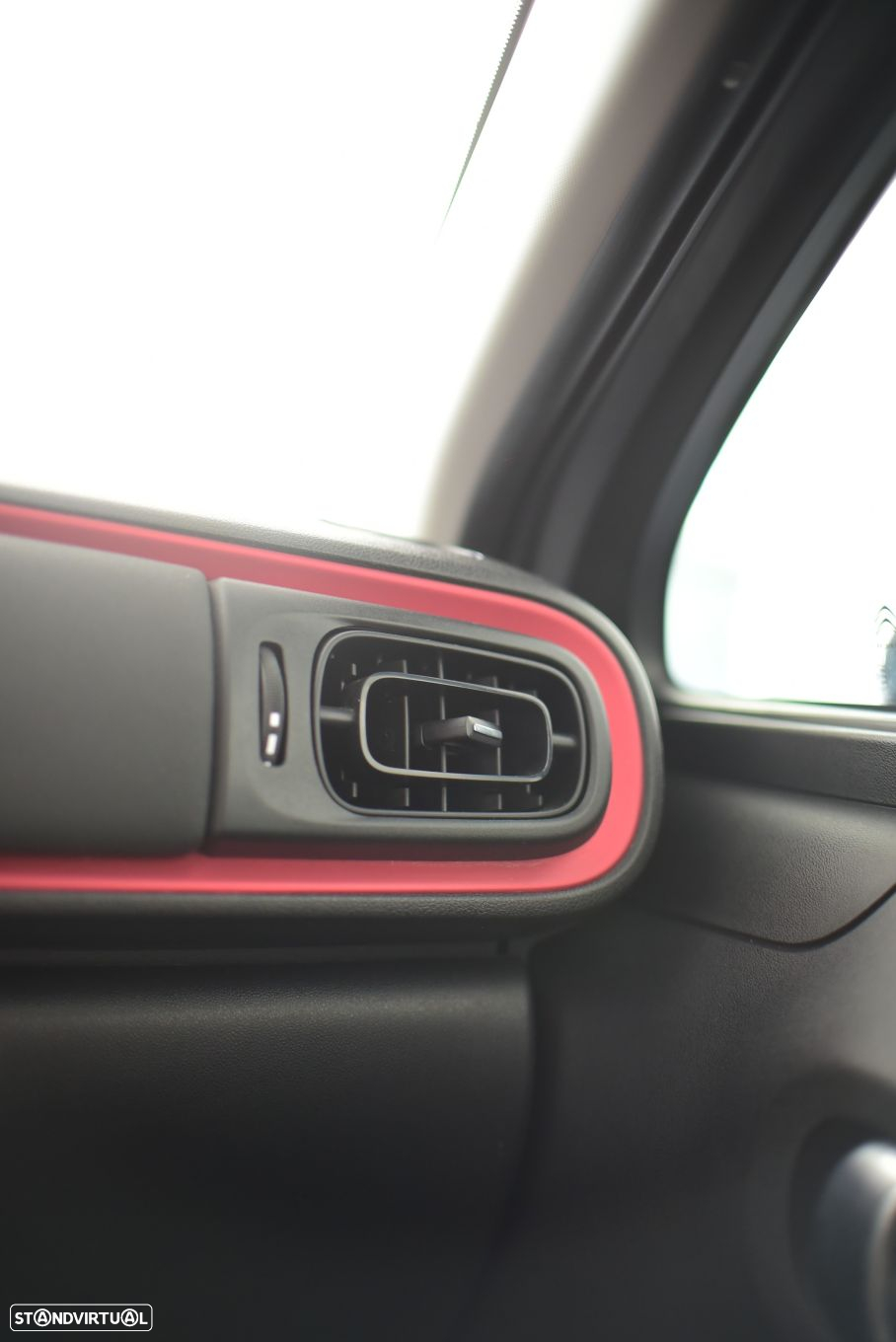 Citroën C3 1.2 PureTech C-Series - 38