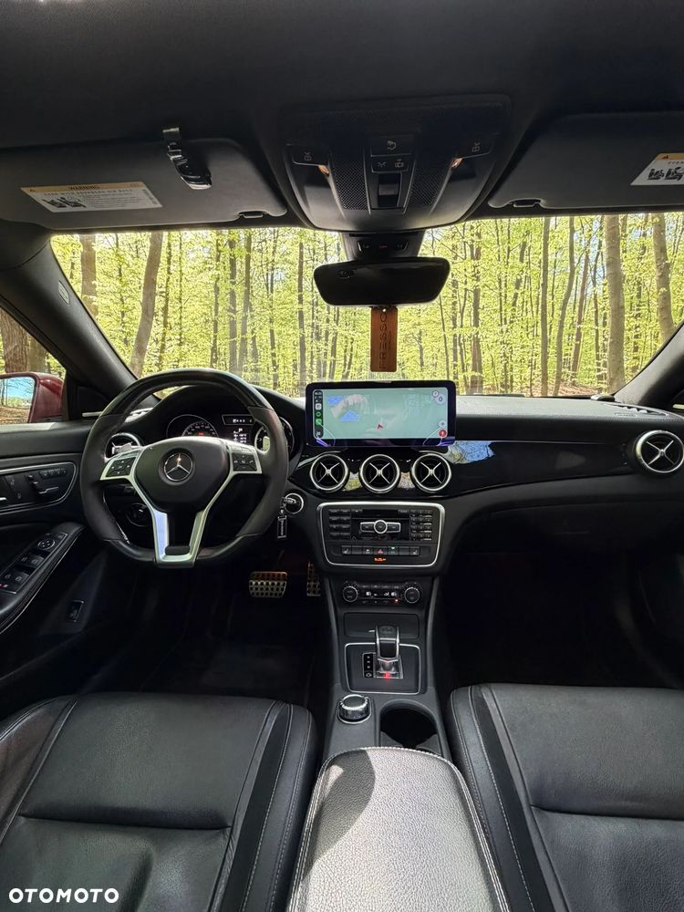 Mercedes-Benz CLA 45 AMG 4-Matic - 10
