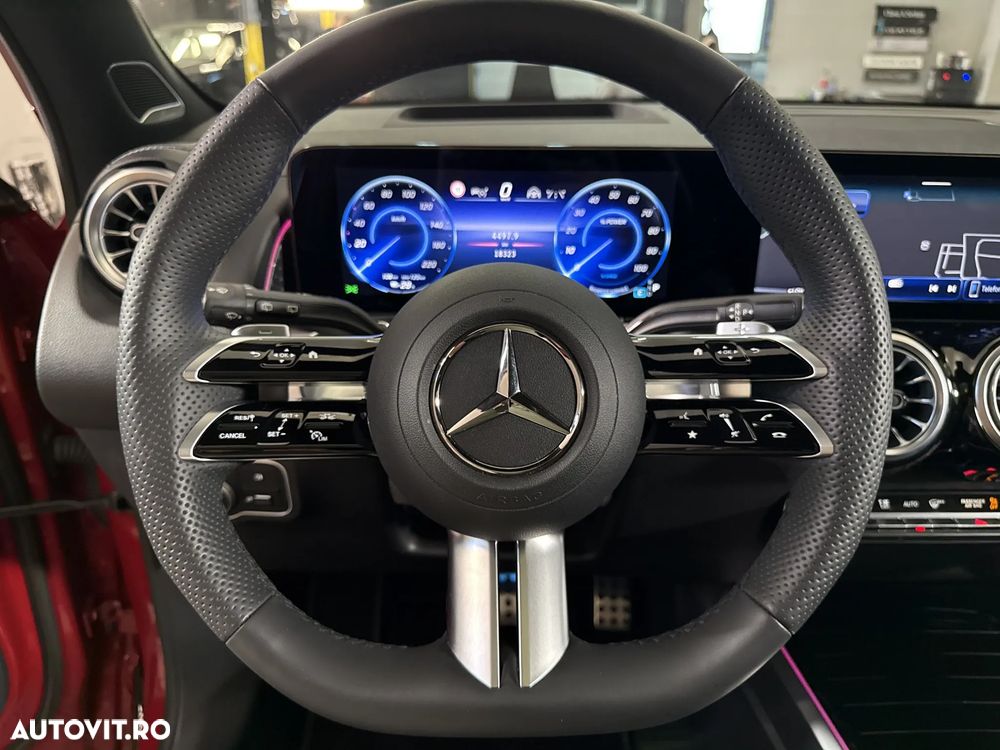 Mercedes-Benz EQB - 18