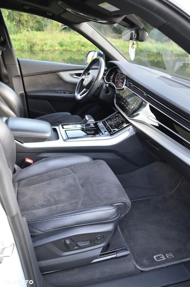 Audi Q8 - 27