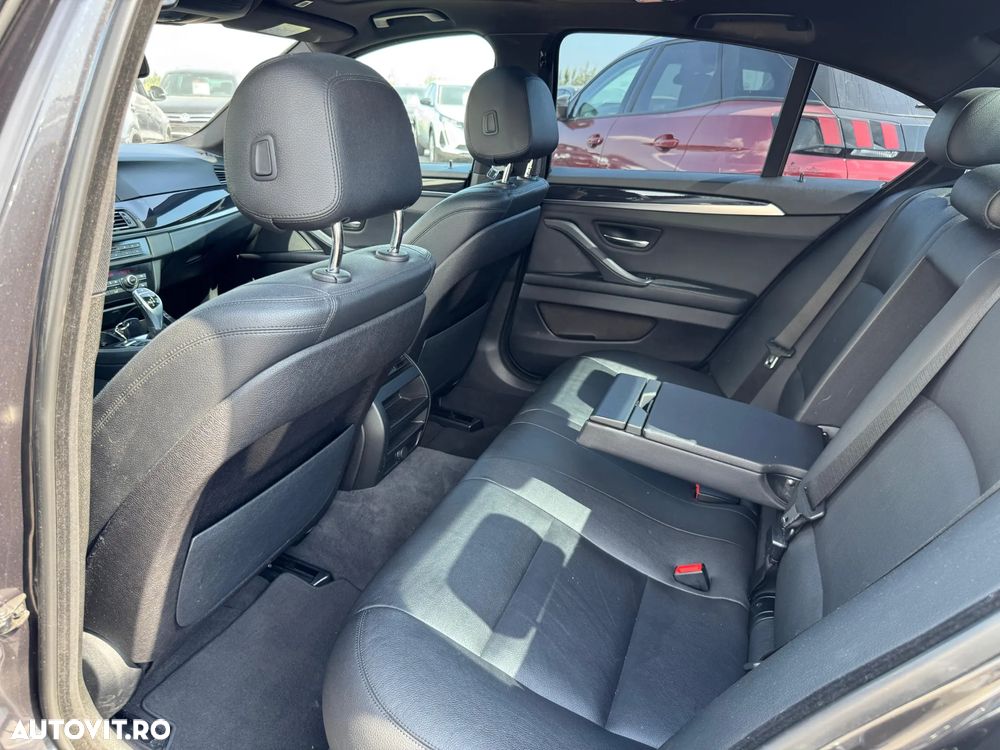 BMW Seria 5 535d xDrive AT - 10