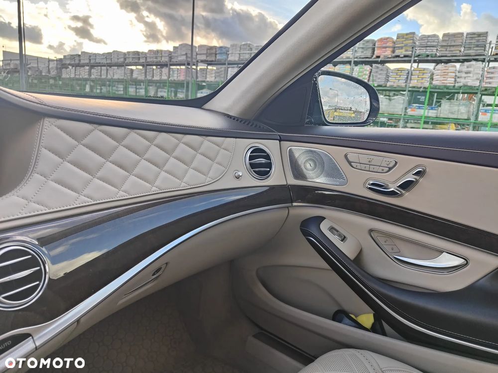 Mercedes-Benz Klasa S 560 4-Matic L 9G-TRONIC - 28
