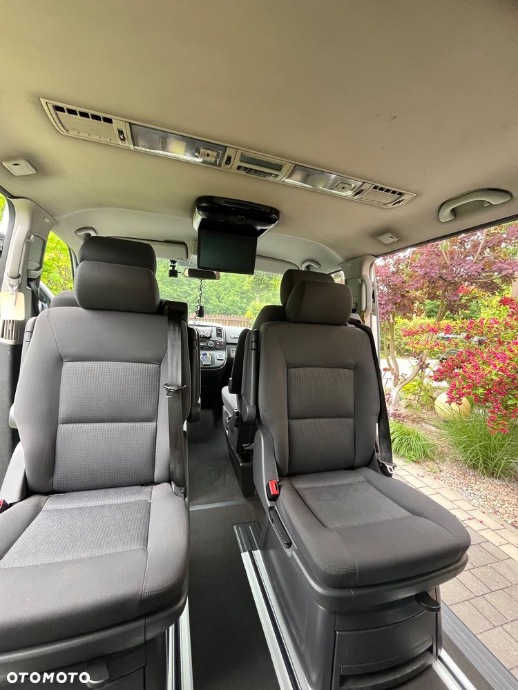 Volkswagen Multivan - 19