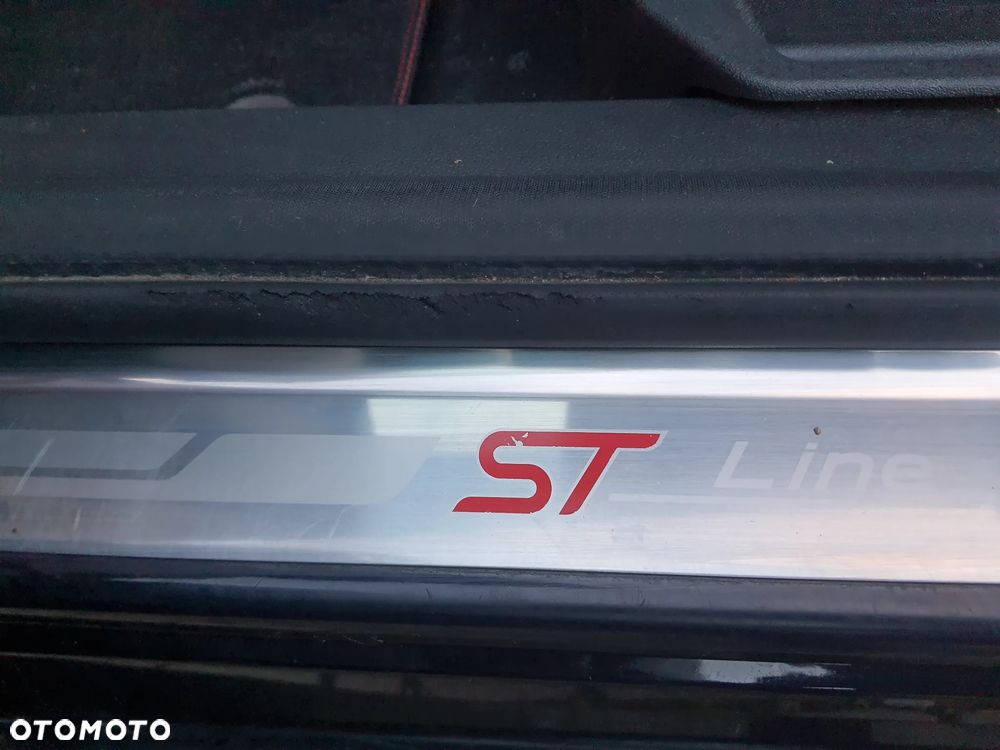 Ford Kuga - 22