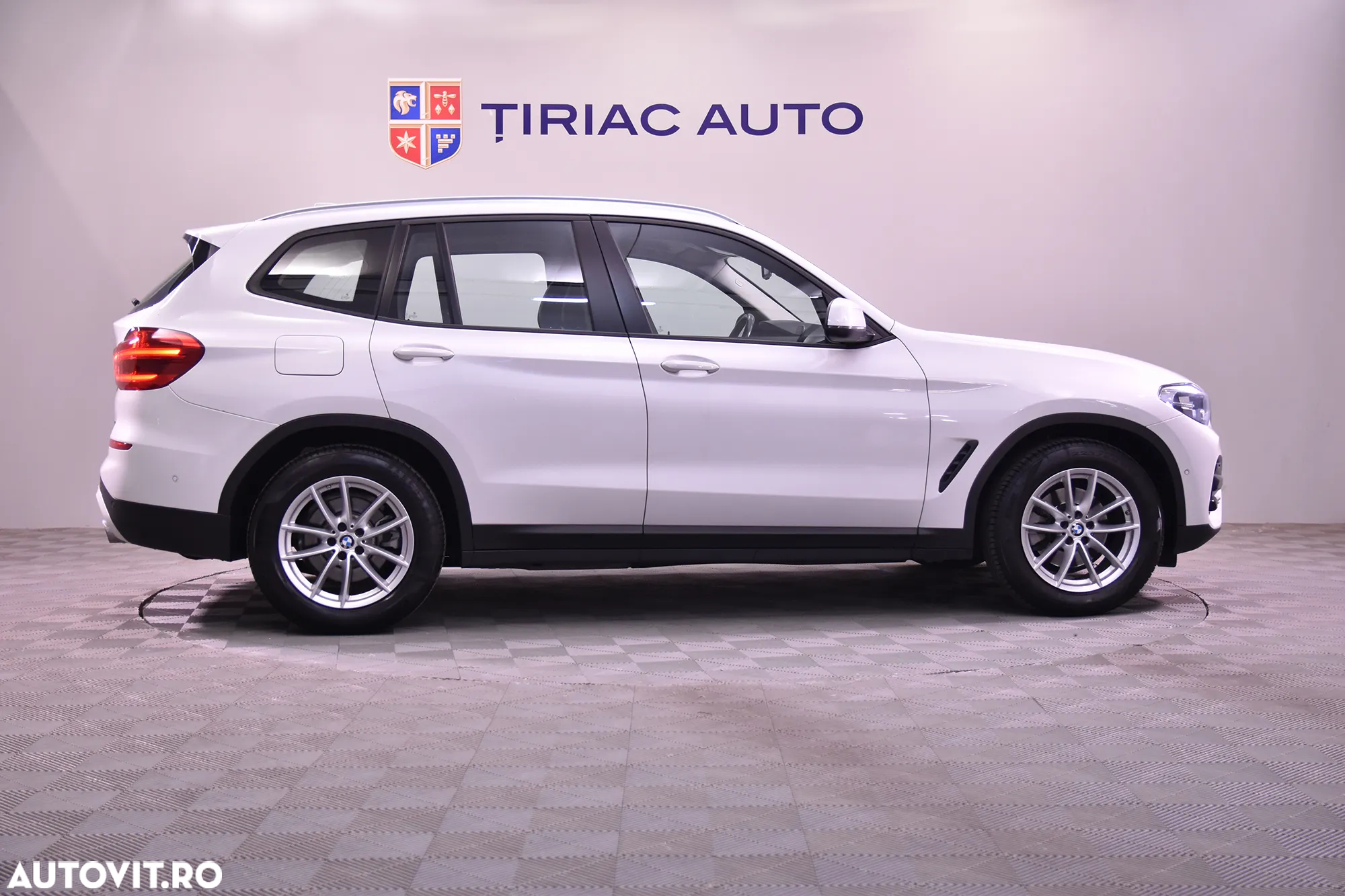 BMW X3 xDrive20d Aut. - 6