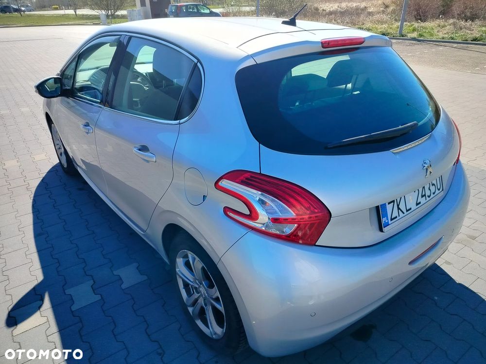 Peugeot 208 1.6 VTi Allure - 9