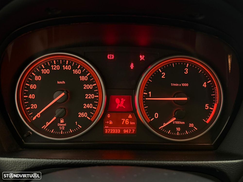 BMW 320 d Coupe - 13