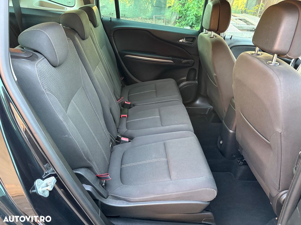 Opel Zafira 1.9 CDTI First Edition - 10