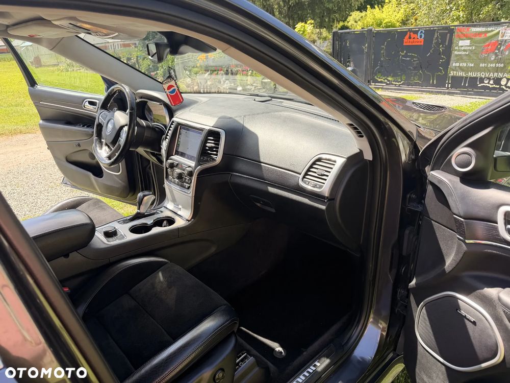 Jeep Grand Cherokee 5.7 V8 Summit - 17