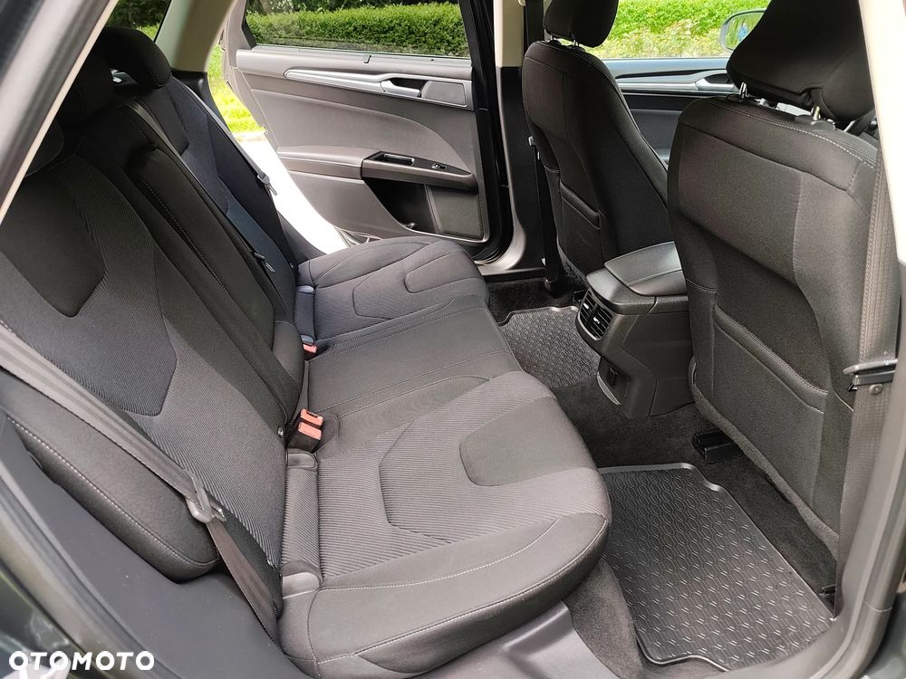 Ford Mondeo 2.0 TDCi Titanium - 17