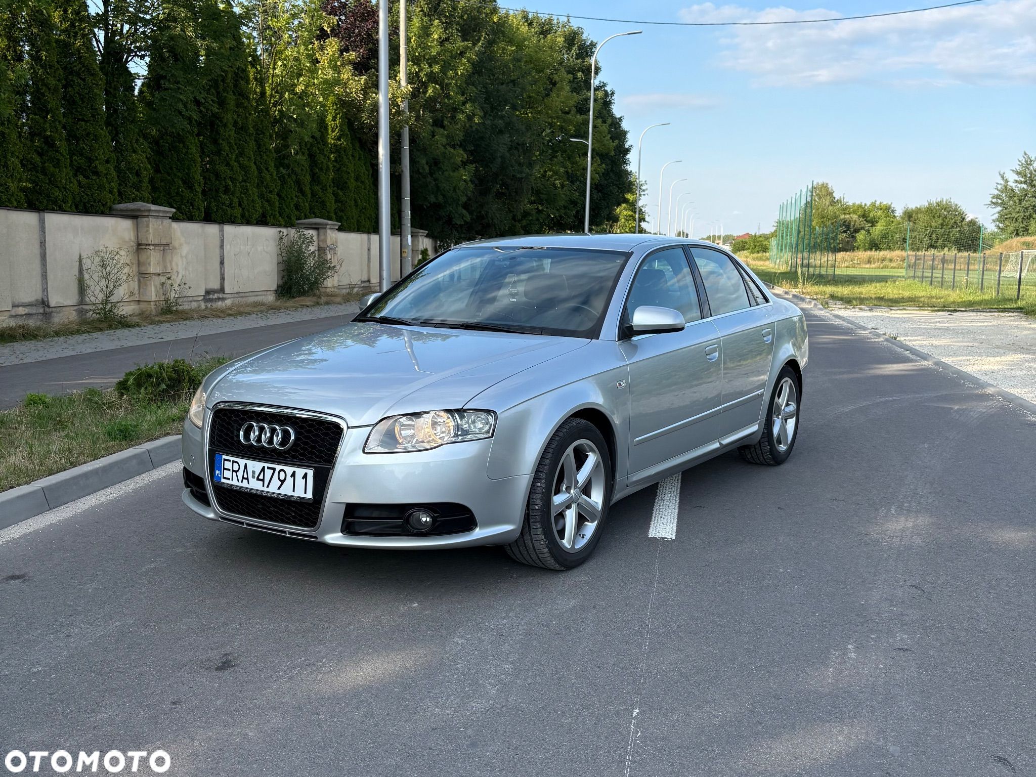 Audi A4 - 1