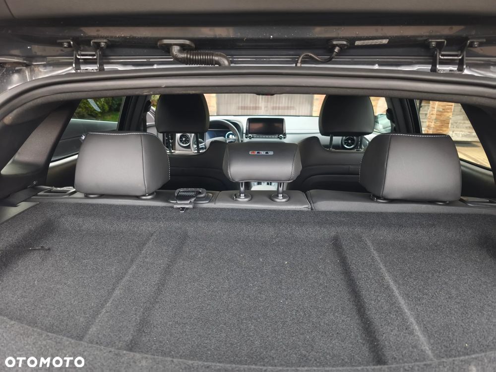 Hyundai Kona - 17