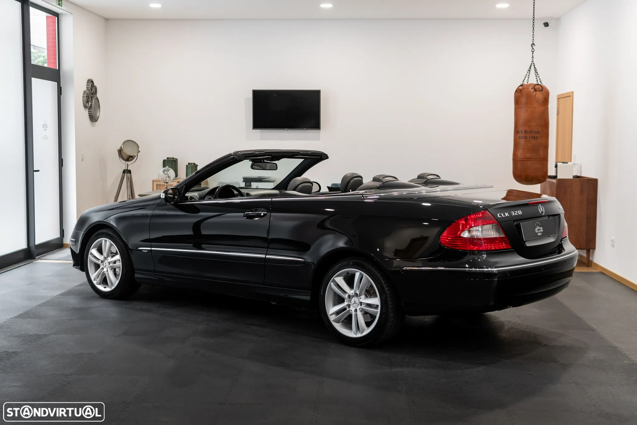 Mercedes-Benz CLK 320 CDi Avantgarde - 8
