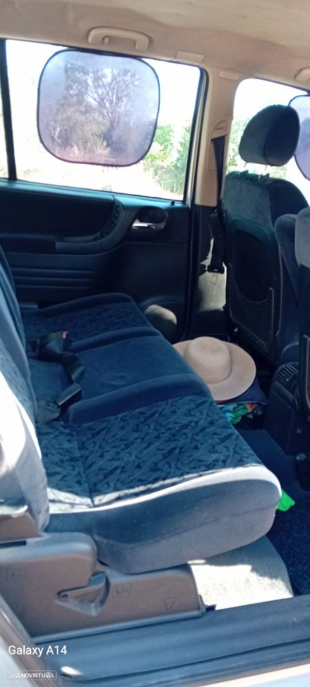 Opel Zafira 2.2 DTI - 10