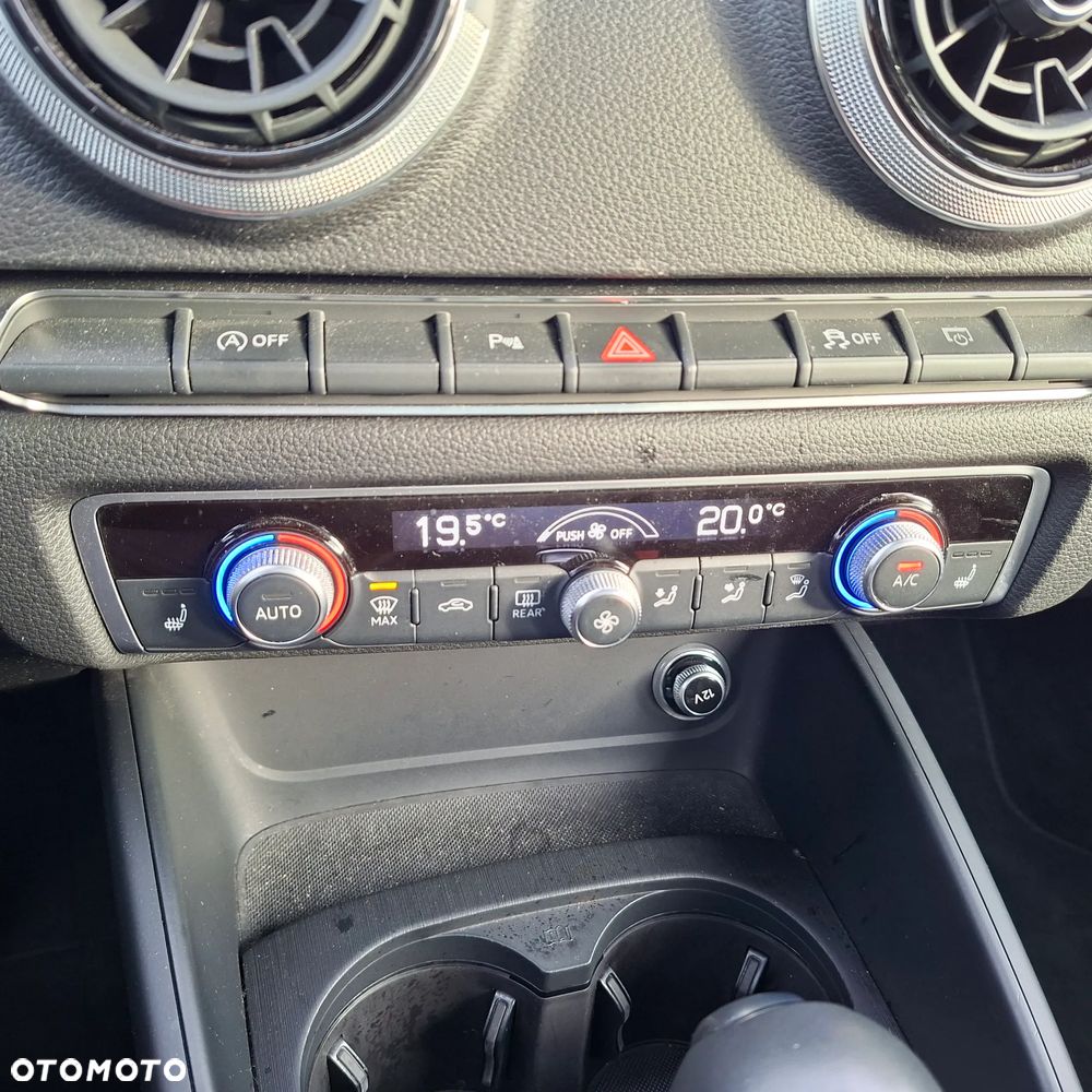 Audi A3 Sportback 35 TFSI S tronic - 16