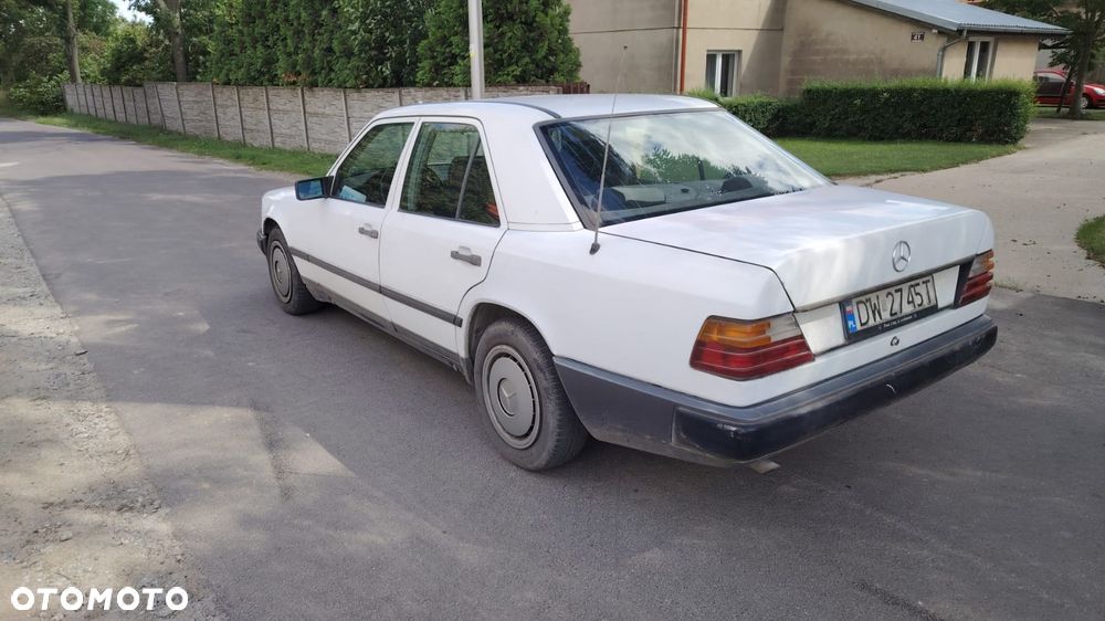 Mercedes-Benz W124 (1984-1993) - 7