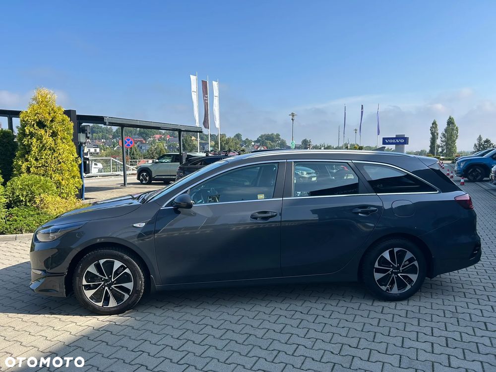 Kia Ceed 1.5 T-GDI M - 5
