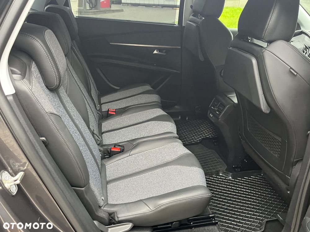 Peugeot 5008 BlueHDi 130 Allure - 15