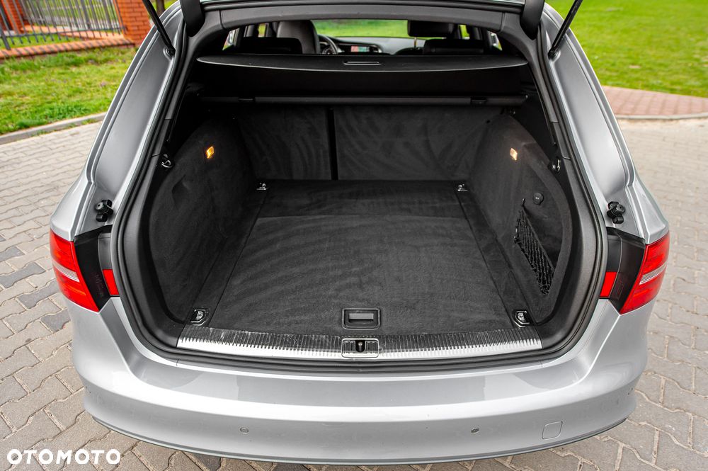 Audi A4 Avant - 33