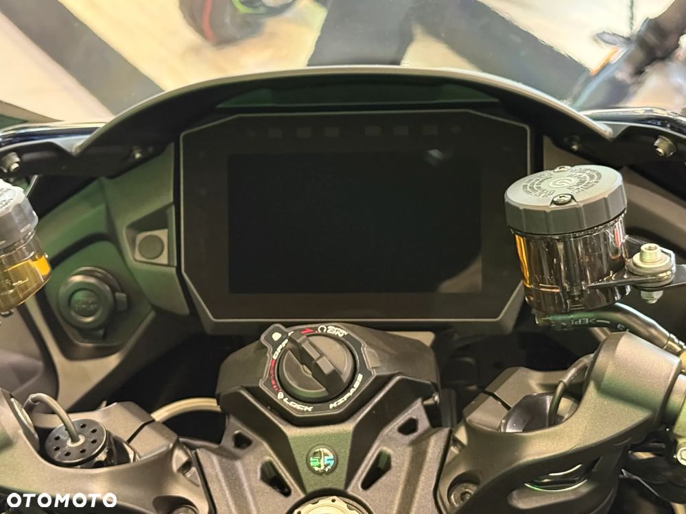 Kawasaki Ninja H2 SX - 19