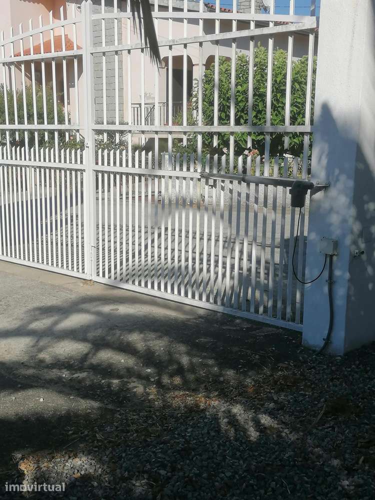 Quinta com 2 moradias em Tábua - Grande imagem: 2/40