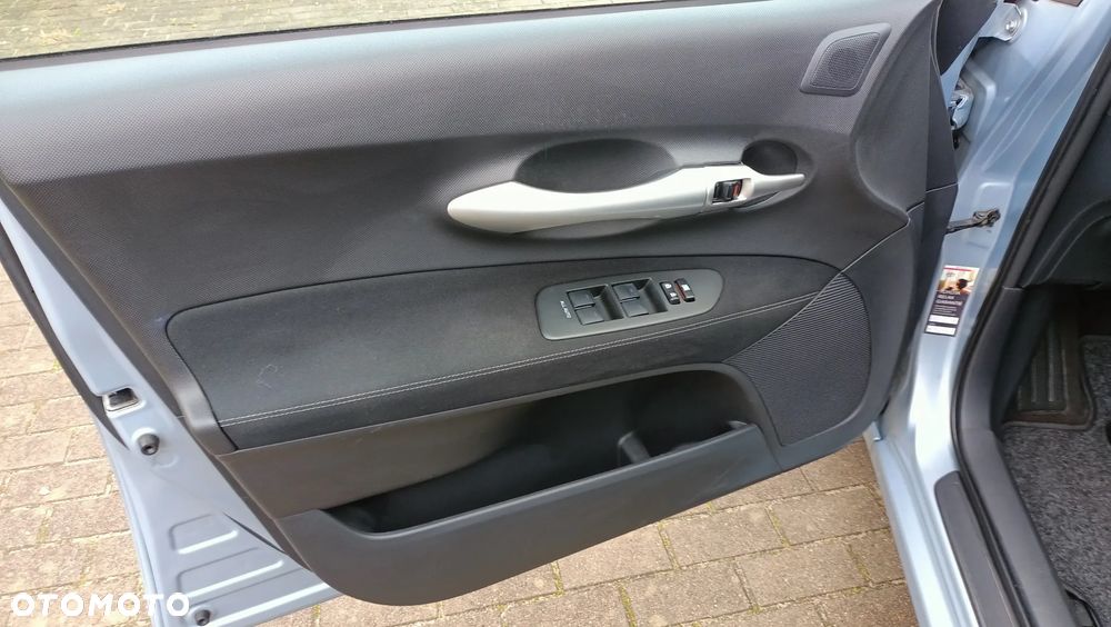 Toyota Auris 1.8 HSD Luna - 16