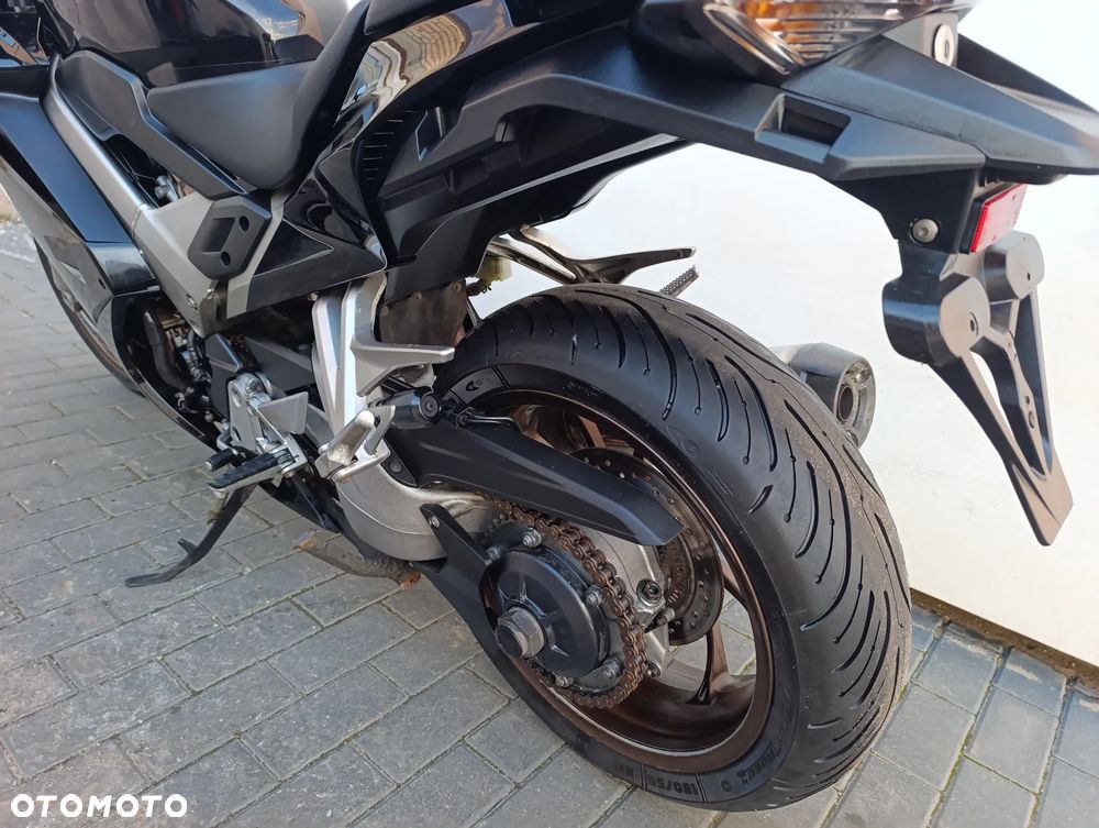 Honda VFR - 19