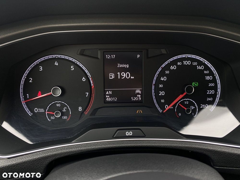 Volkswagen T-Roc - 16