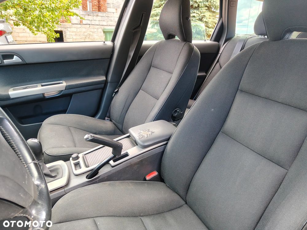 Volvo V50 2.0D - 12