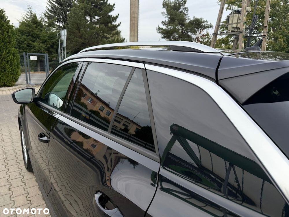 Volkswagen T-Roc 1.5 TSI Style - 32