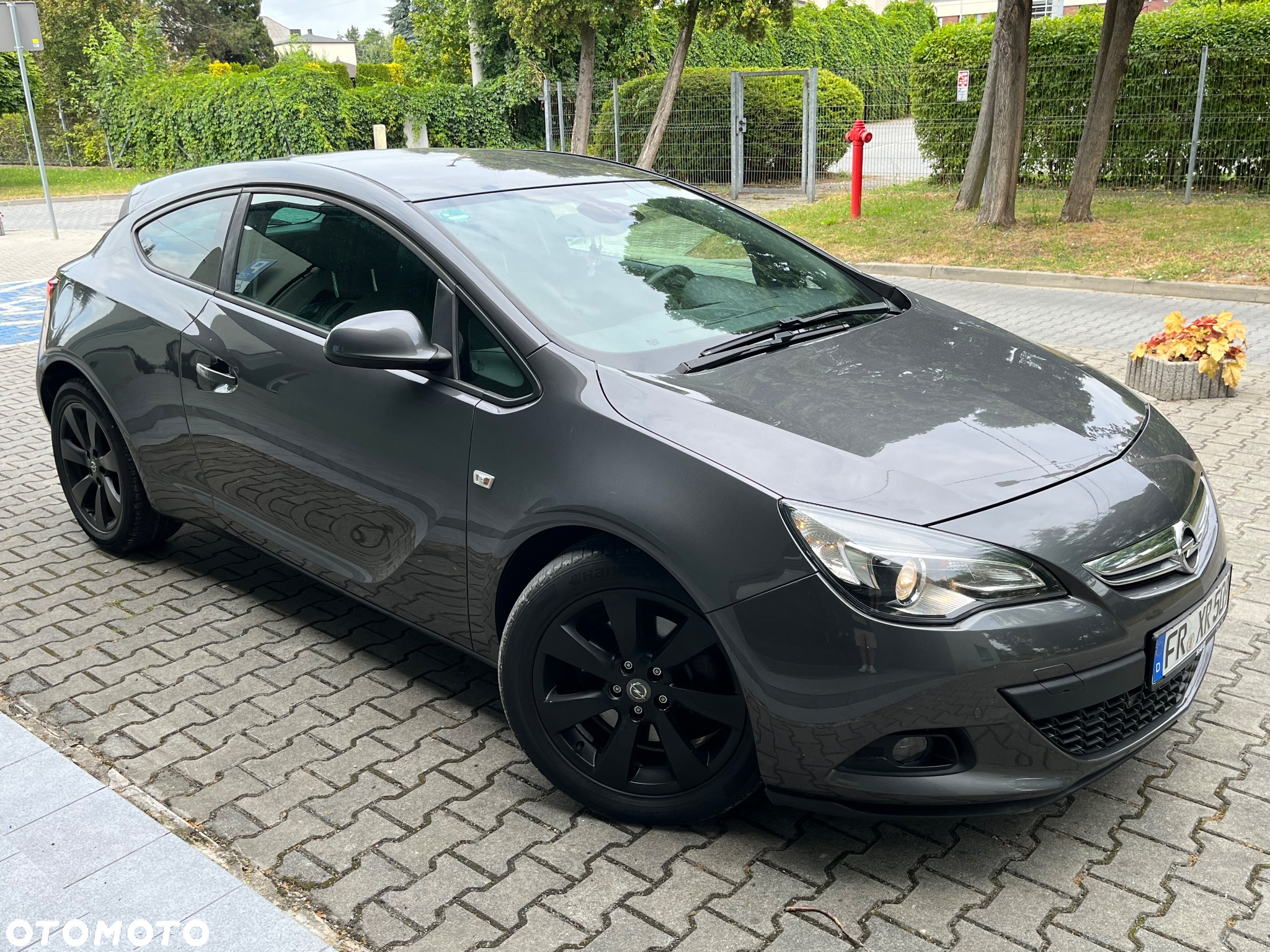 Opel Astra GTC 1.4 Turbo - 10