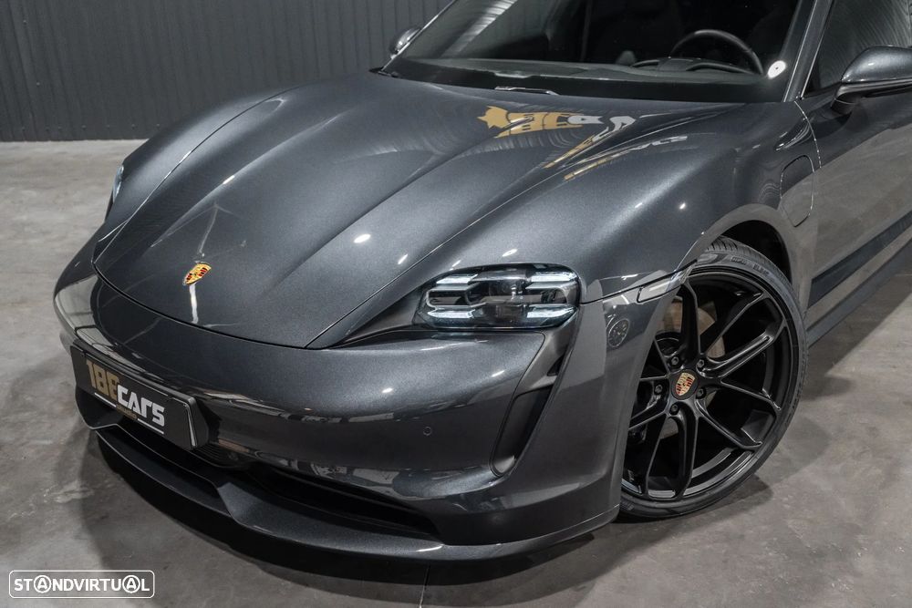 Porsche Taycan Standard - 36