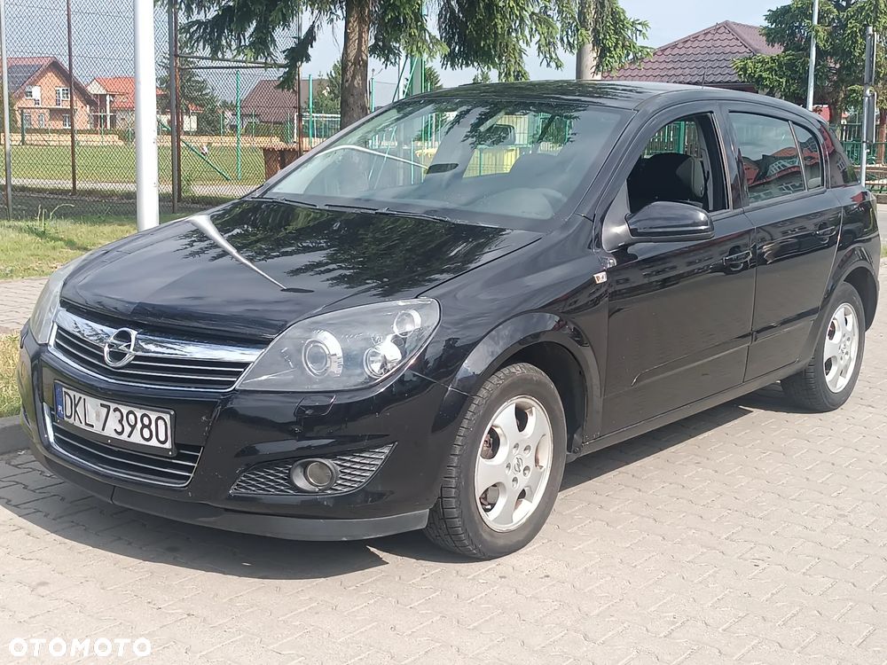 Opel Astra 1.6 Njoy - 2
